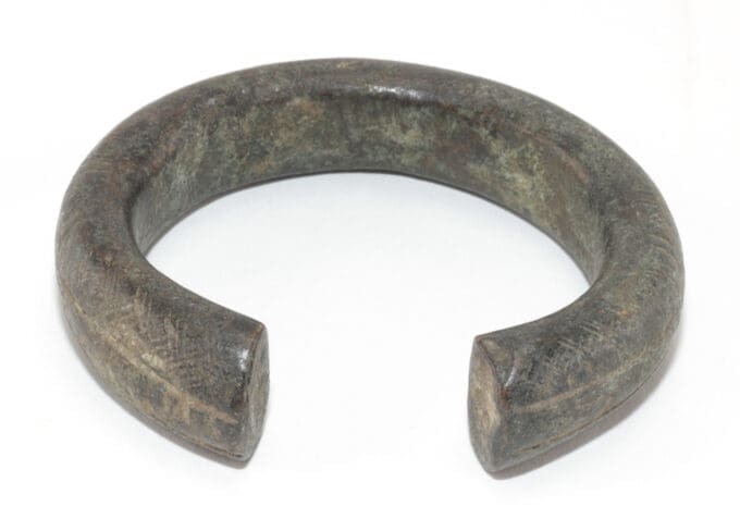 Vier manilla bronzen armbanden - West Afrika